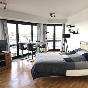 cosy-modern-studio-with-an-awesome-view-of-ostend.ostend-hotel.net/